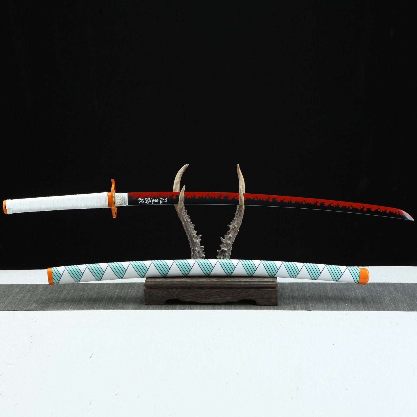 demon slayer swords,manga katana,Kanroji Mitsuri sword,1045 Carbon Steel