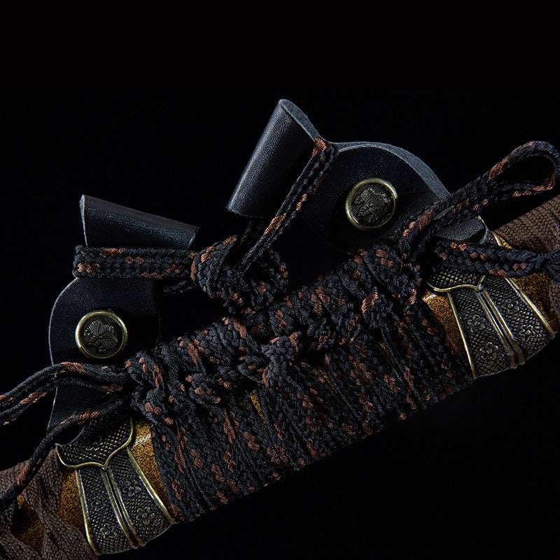 Strong anti-tachi, earth-covered burning blade, true handmade samurai sword, ultra-mirror grinding, sharp steel