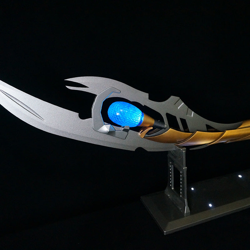 Unopened blade Avengers 4 Loki scepter Model 1 to 1 Infinite Mind Gem metal wand